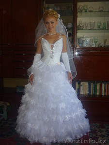 Свадебное платье в отличном  состояниии в Семипалатинске - Изображение #2, Объявление #93789