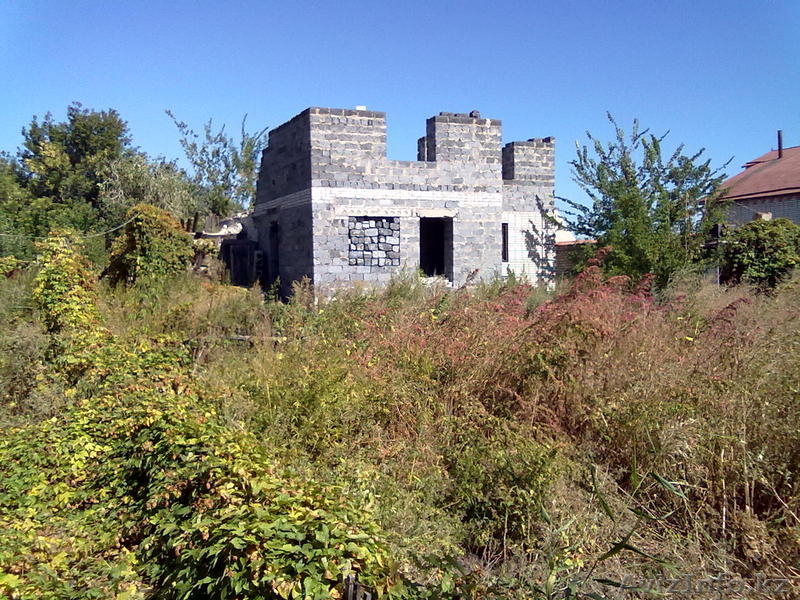 Продам не достроенный дом  - Изображение #1, Объявление #707710