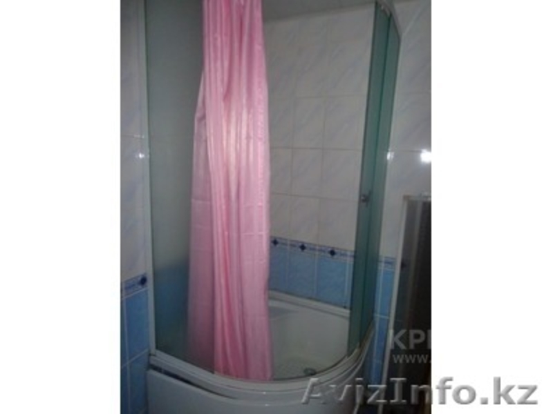 Продам трехкомнатную квартиру в центре города. - Изображение #6, Объявление #1118832